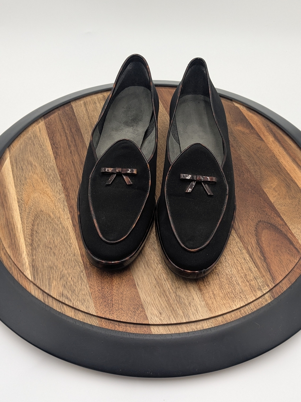 Stuart Weitzman Keegan Black Suede Tortoiseshell Bow Loafers Flats Size 38 7.5